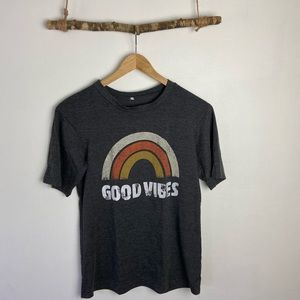 Grey short sleeve shirt. Size M